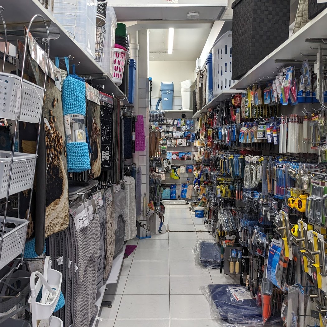 Au Bazar du Joli Mai — Déco, Art de la table & Quincaillerie 2